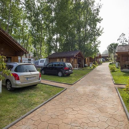 Отель Camping Cachadelos Санхенхо Экстерьер фото