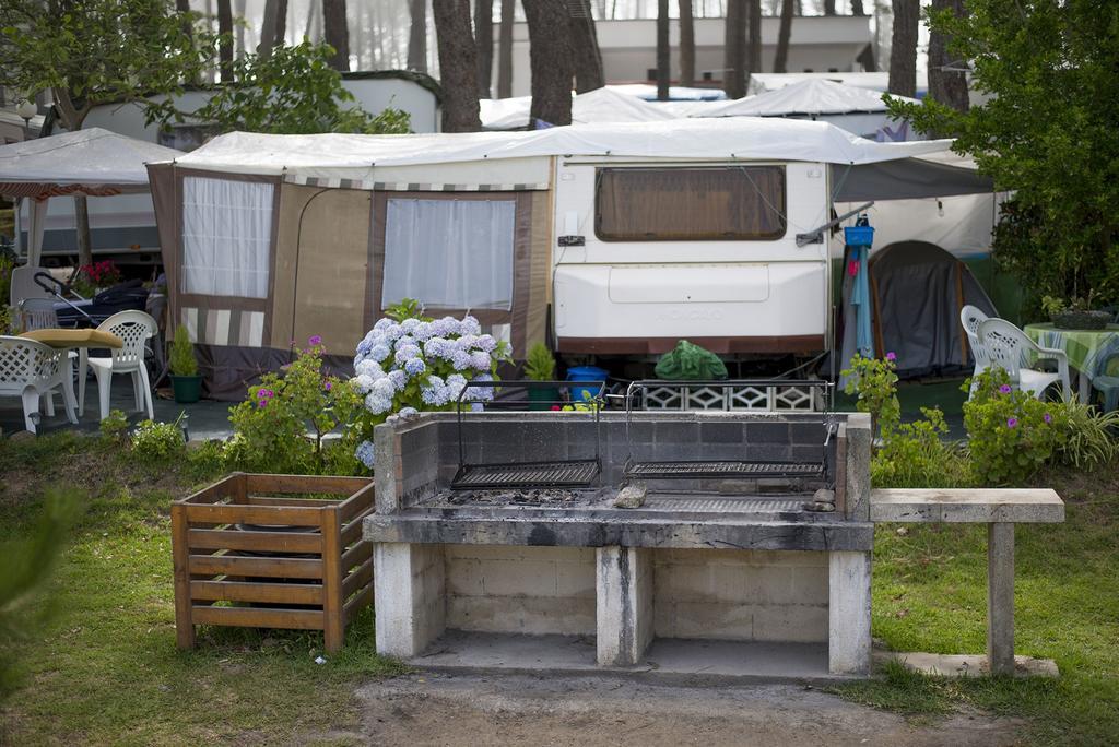 Отель Camping Cachadelos Санхенхо Экстерьер фото